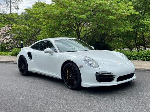 2014 Porsche 911 Turbo S