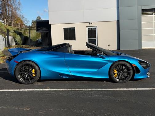 2020 McLaren 720S SPIDER