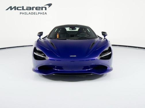 2025 McLaren 750S Base