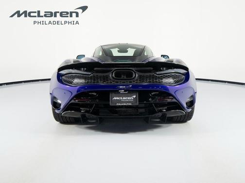 2025 McLaren 750S Base
