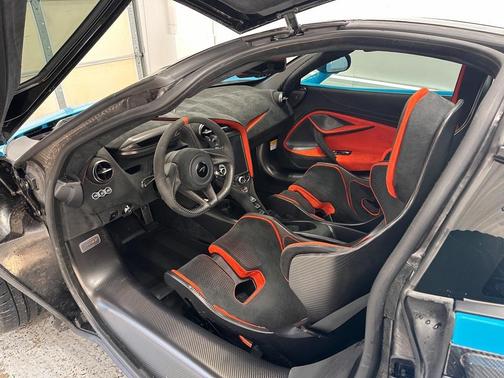 2021 McLaren 765LT Base