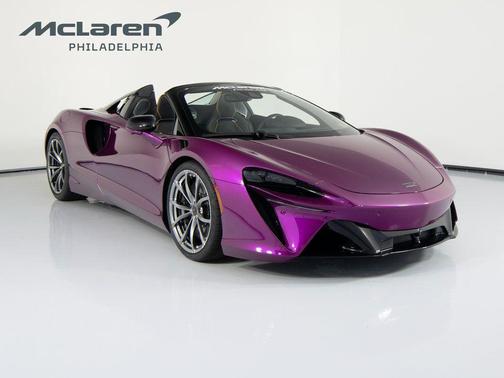 SHIBUYA SPIRIT 2026 McLaren Artura TechLux