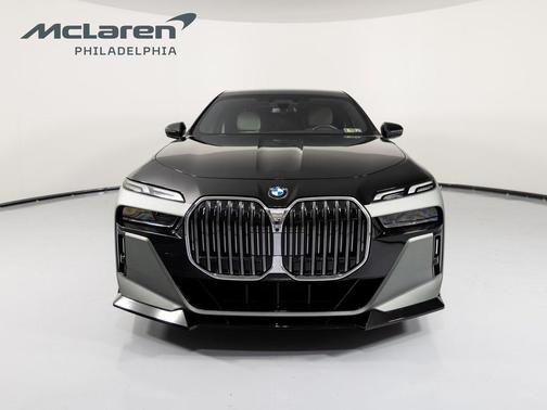 2023 BMW 760 760i xDrive