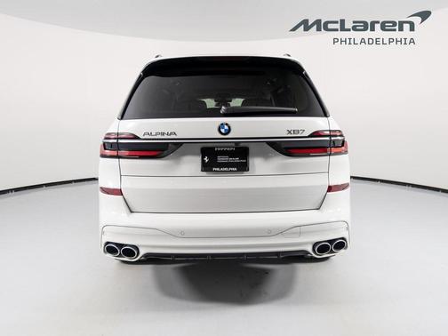 2025 BMW ALPINA XB7 Base