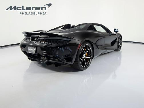 Onyx Black 2027 McLaren 750S TECHLUX