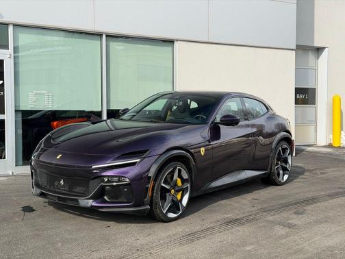 2025 Ferrari Purosangue Base