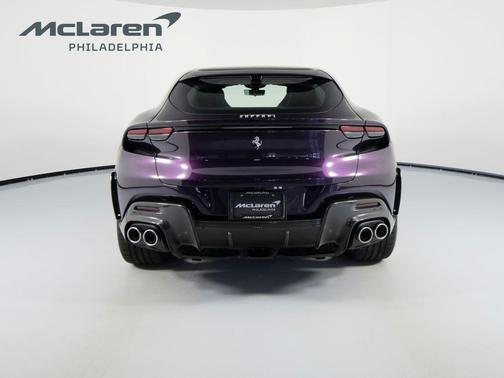 2025 Ferrari Purosangue Base