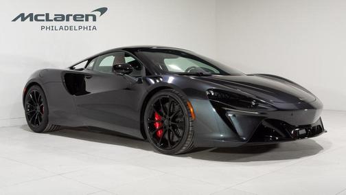 2025 McLaren Artura TechLux