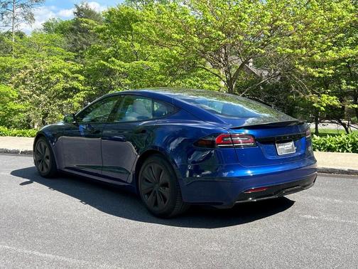 2023 Tesla Model S Plaid