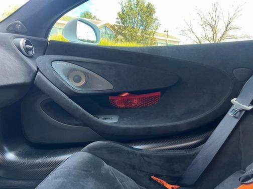 2020 McLaren 620R