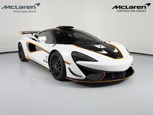 2020 McLaren 620R 