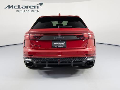 Chili Red Metallic 2025 Audi RS Q8 4.0T quattro