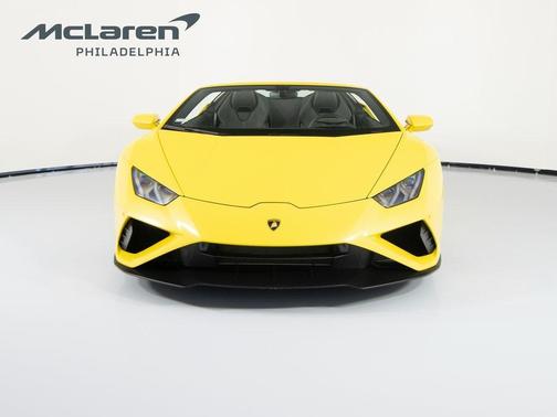 2022 Lamborghini Huracan EVO Base