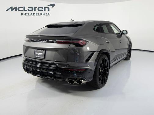 Grigio Keres Metallic 2024 Lamborghini Urus S