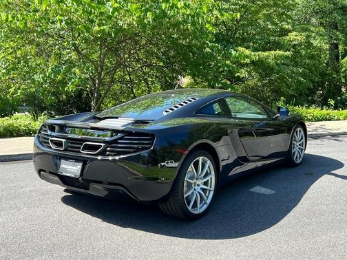 2012 McLaren MP4-12C Coupe
