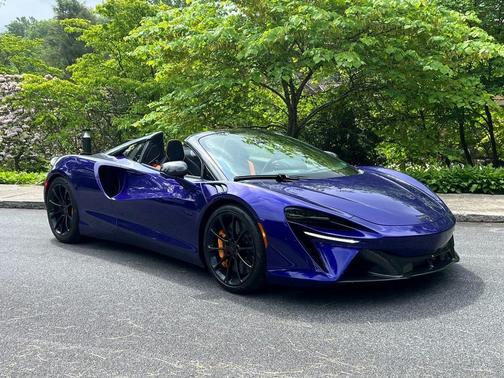 2025 McLaren Artura Vision