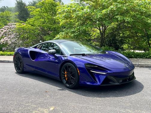 2025 McLaren Artura Vision