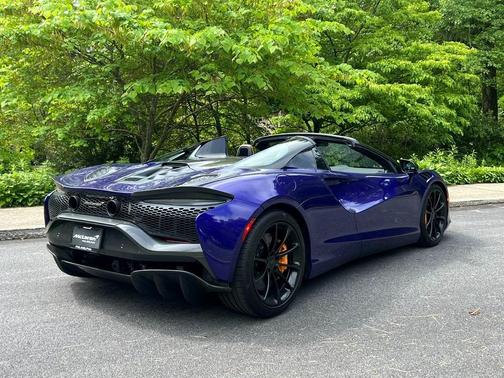 2025 McLaren Artura Vision