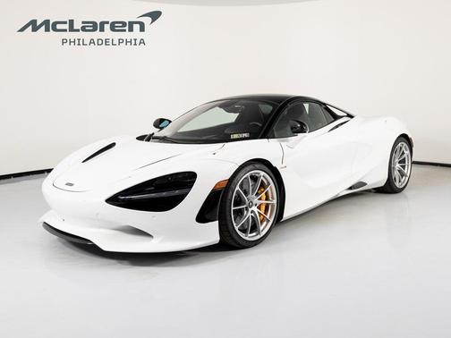 2025 McLaren 750S Base