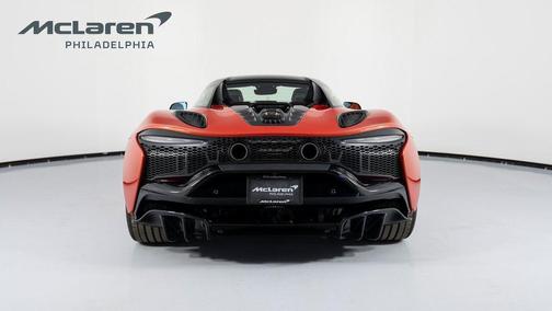 2025 McLaren Artura Performance