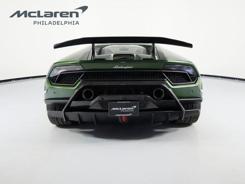 2018 Lamborghini Huracan Performante