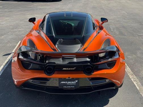 Azores 2019 McLaren 720S