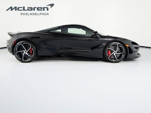 Onyx Black 2026 McLaren 750S Base