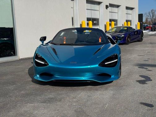 2024 McLaren 750S Base