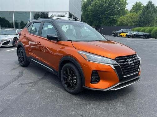 2023 Nissan Kicks SR