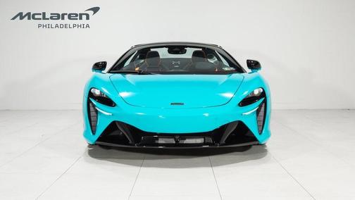 2025 McLaren Artura TechLux
