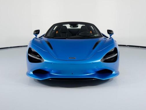 2026 McLaren 750S Base