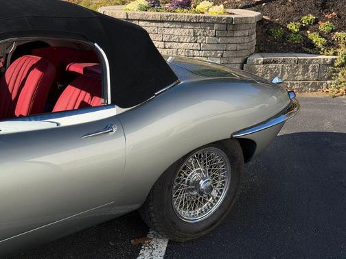 1967 Jaguar XKE 