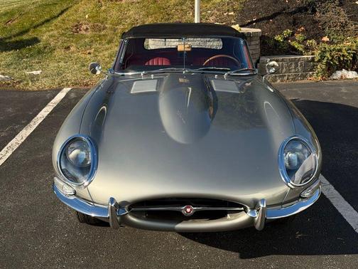 1967 Jaguar XKE 