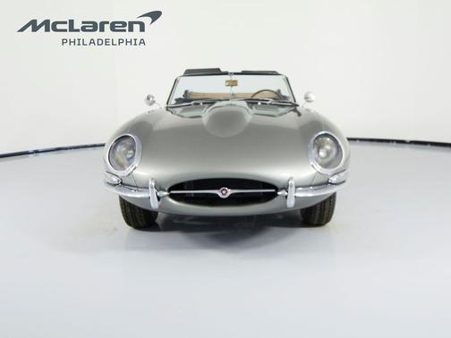 1967 Jaguar XKE 
