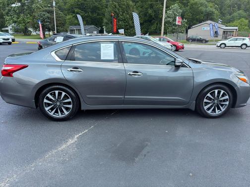 2017 Nissan Altima 2.5 SV