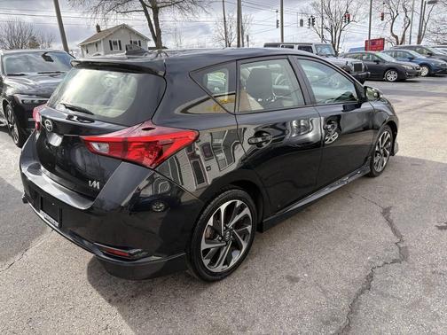 2016 Scion iM Base 4dr Hatchback CVT