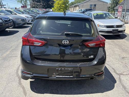 Black Sand Pearl 2016 Scion iM Base 4dr Hatchback CVT