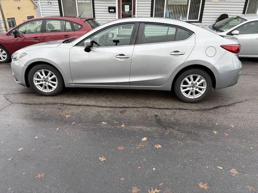 2016 Mazda Mazda3 i Sport