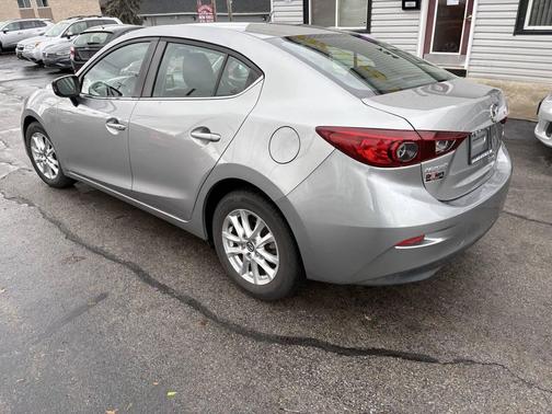 2016 Mazda Mazda3 i Sport