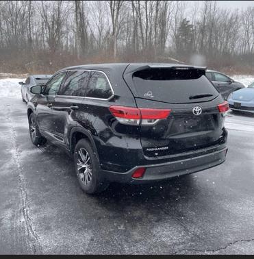 2017 Toyota Highlander LE