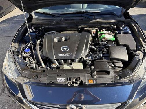 2015 Mazda Mazda3 i Touring