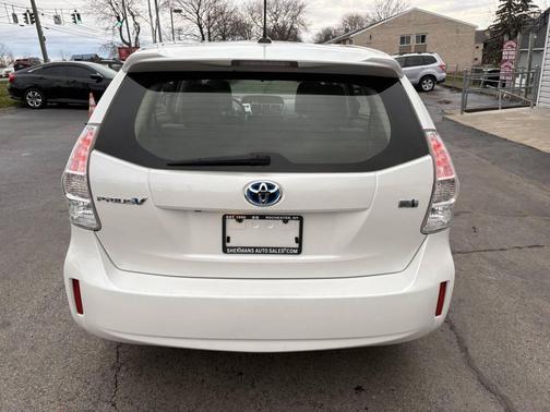 2012 Toyota Prius v Three