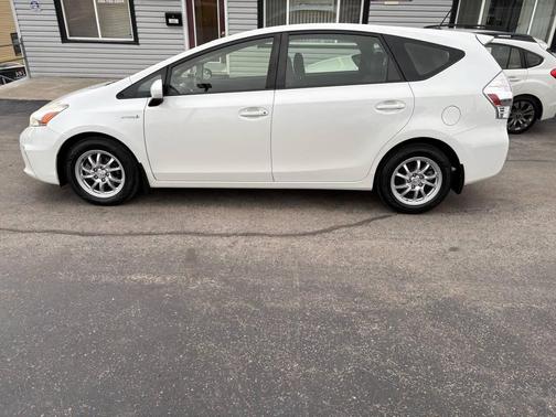 2012 Toyota Prius v Three