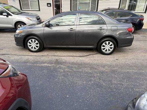 2012 Toyota Corolla LE