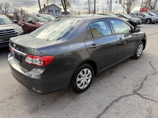 2012 Toyota Corolla LE