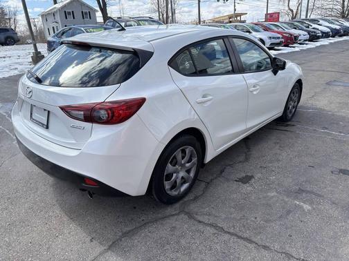 2014 Mazda Mazda3 i Sport