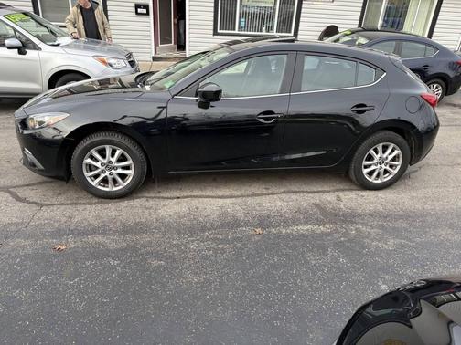 2016 Mazda Mazda3 i Touring