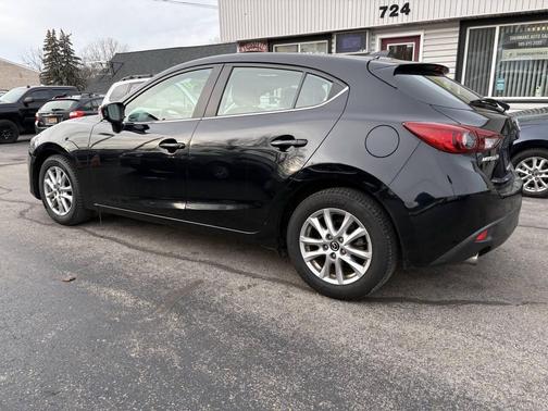 2016 Mazda Mazda3 i Touring