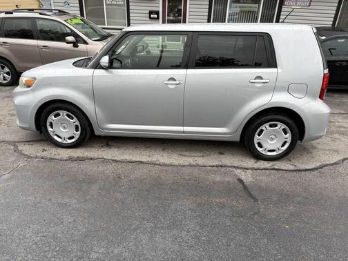 2014 Scion xB Release Series 10.0