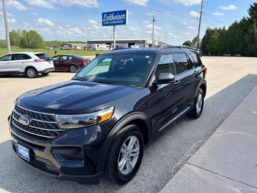Black 2023 Ford Explorer XLT